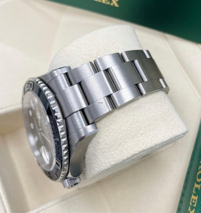 Rolex Yacht-master 42 Unworn Yacht-master 42mm Titanium 226627 Oyster Bracelet Titanium Compete Set