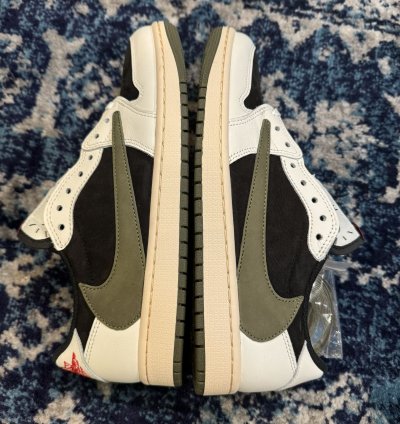Air Jordan 1 Travis Scott sz 8 5m Sz 10w