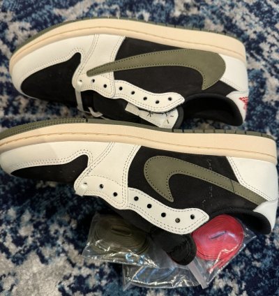 Air Jordan 1 Travis Scott sz 8 5m Sz 10w