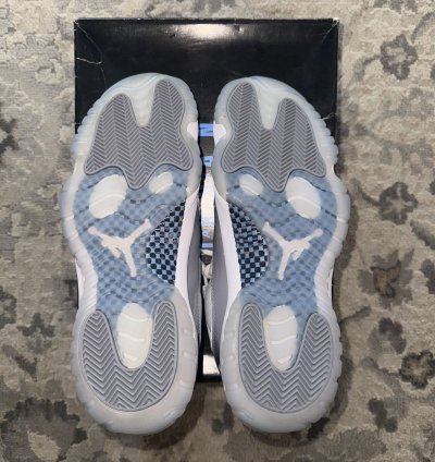 Air Jordan 11 Retro Low Cement Grey