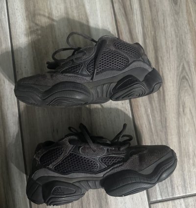 Utility Black Yeezy 500