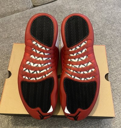 Air Jordan 12 Retro Cherry