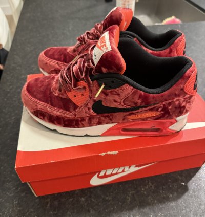 Velvet Airmax 90