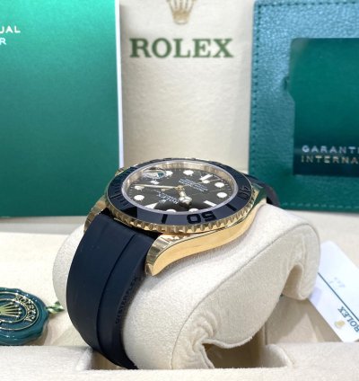 Rolex Yacht-master 42 Yellow Gold On Oysterflex 2023 Full Set