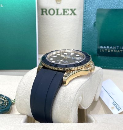 Rolex Yacht-master 42 Yellow Gold On Oysterflex 2023 Full Set