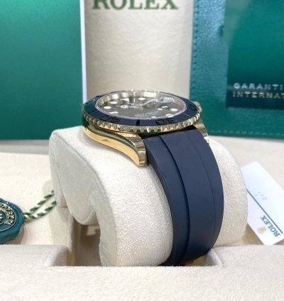 Rolex Yacht-master 42 Yellow Gold On Oysterflex 2023 Full Set