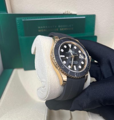 Rolex Yacht-master 42 Yellow Gold Yacht-master 42 Watch - Black Dial - Oysterflex Strap 226658