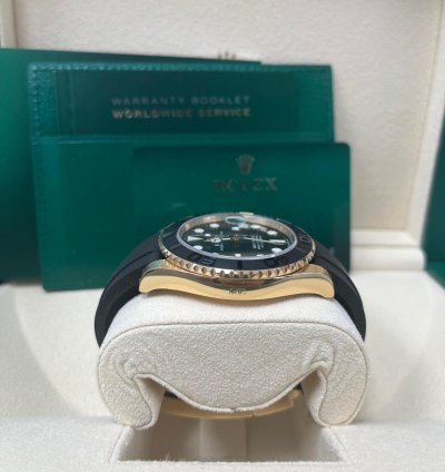 Rolex Yacht-master 42 Yellow Gold Yacht-master 42 Watch - Black Dial - Oysterflex Strap 226658