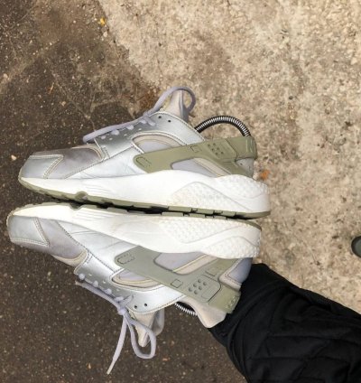 Very Rare Nike Air Huarache Run Se Silver Sneakers Designer