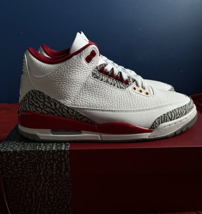 Air Jordan 3 Retro Cardinal Red us Size 11 Mens