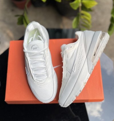 Nike Air Max 270 Pulse White Running Shoes