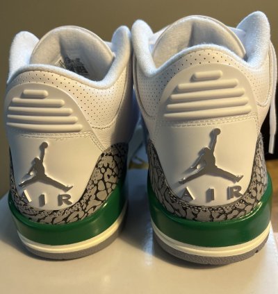 Air Jordan 3 Retro Lucky Green - 10 5 Men