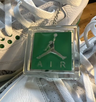 Air Jordan 3 Retro Lucky Green - 10 5 Men