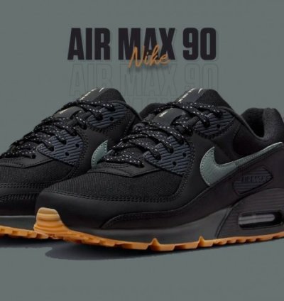 Nike Air Max 90 Black Gum Running Shoes