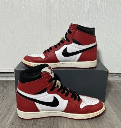 Size 9 - Jordan 1 Retro Og High Chicago 2015 Mens Sneakers