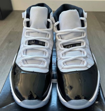 Size 9 - Nike Air Jordan 11 Retro Concord 2018 Vnds Black