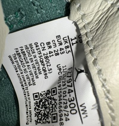 Air Jordan 3 Retro Sp - Nina Chanel Abney Bicoastal 11w