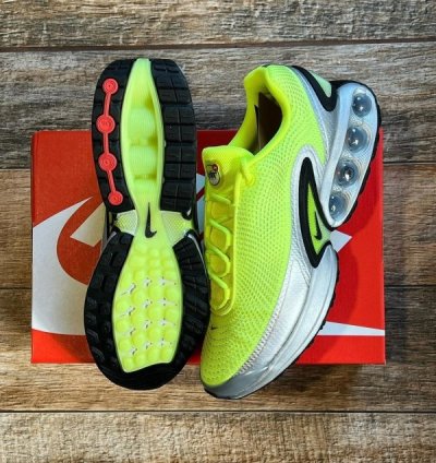 Nike Air Max Dn Volt Running Shoes