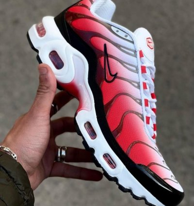 Nike Air Max Plus Fire Red Running Shoes