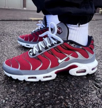 Nike Air Max Plus Team Red Cool Grey Running Shoes