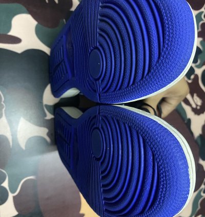 Vintage 2001 Air Jordan 1 Retro Royal Blue