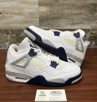 Air Jordan 4 Midnight Navy Size 9