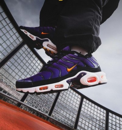 Nike Air Max Plus Voltage Purple Orange Running Shoes