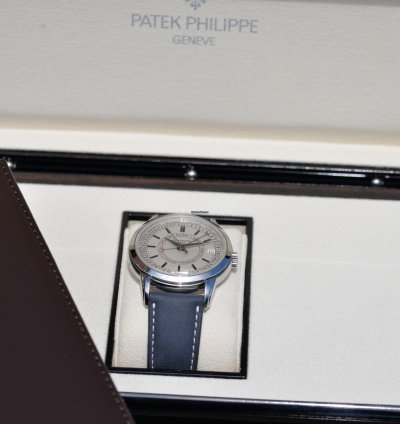 Patek Philippe Calatrava Weekly Calendar