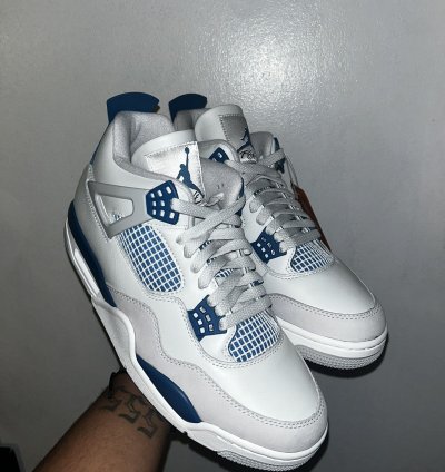 Air Jordan 4 Military Blue 10