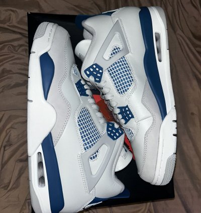 Air Jordan 4 Military Blue 10