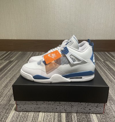 Air Jordan 4 Military Blue 2024