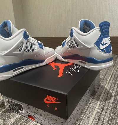Air Jordan 4 Military Blue 2024