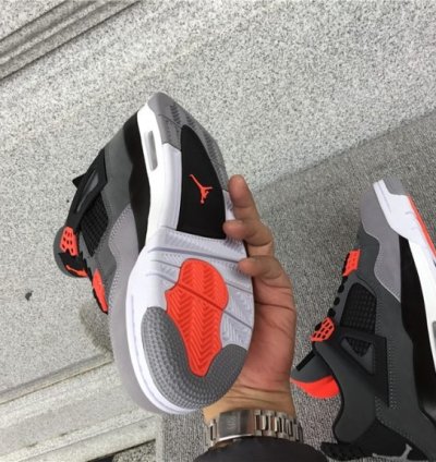 Air Jordan 4 Retro Infrared
