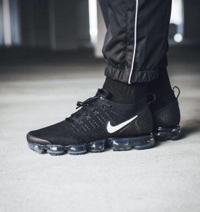 Nike Air Vapor Max Flyknit 2 Black Running Shoes