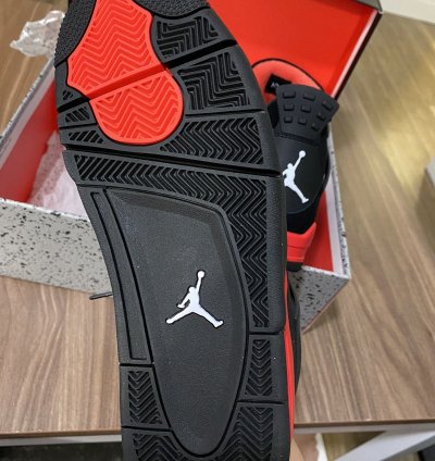Air Jordan 4 Red Thunder