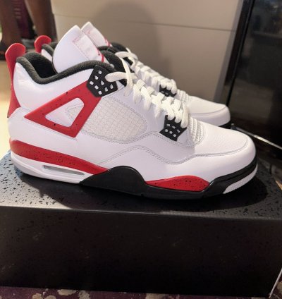 Air Jordan 4 Retro - Red Cement