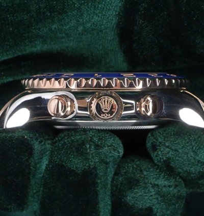 Rolex Yacht-master Ii Mint Complete Set Yacht-master Ii Two-tone White Dial Blue Bezel Rose Gold Steel 116681