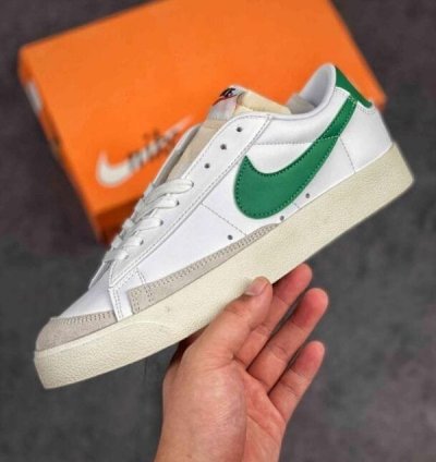 Nike Blazer Low 77 Vintage White Pine Green Sneakers
