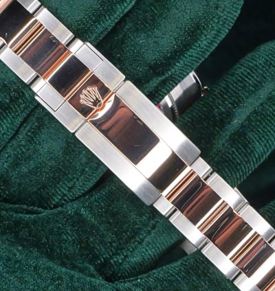 Rolex Yacht-master Ii Mint Complete Set Yacht-master Ii Two-tone White Dial Blue Bezel Rose Gold Steel 116681