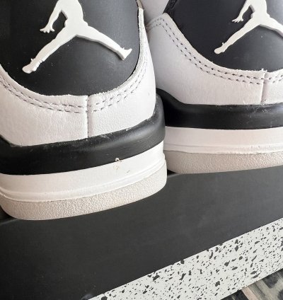Air Jordan 4 Retro Gs Military Black Youth Sneakers