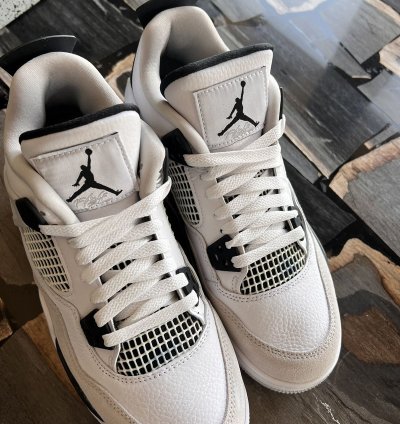 Air Jordan 4 Retro Gs Military Black Youth Sneakers