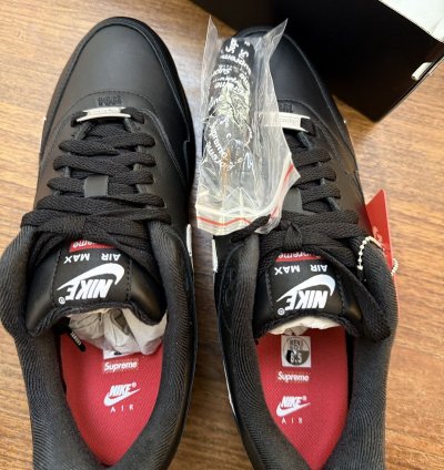 Supreme Nike Air Max
