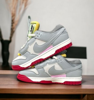 Nike Dunk Low Remastered Grey Sneakers