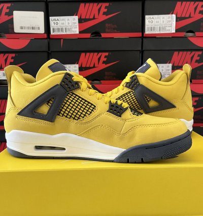 Air Jordan 4 Retro Lightning 2021 Travis Scott Size 9 5