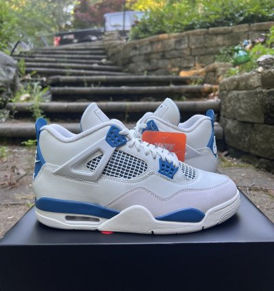 Air Jordan 4 Retro Military Blue 2024 - Sz 8 5 - Ds