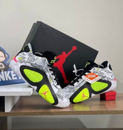 Nike Jordan Tatum 2 Mommas Boy Basketball Sneakers