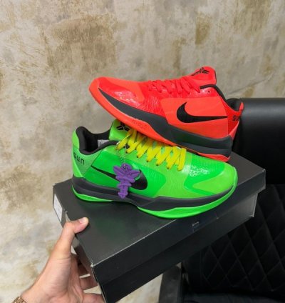 Nike Kobe 6 Grinch Red Green Basketball Sneakers