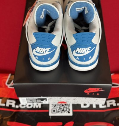 Air Jordan 4 Retro Military Blue Size 13 Ds