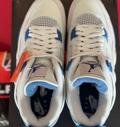Air Jordan 4 Retro Military Blue Size 13 Ds