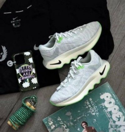 Nike Motiva Grey Running Shoes